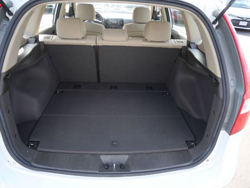 Used 2012 Hyundai Elantra GLS image 21