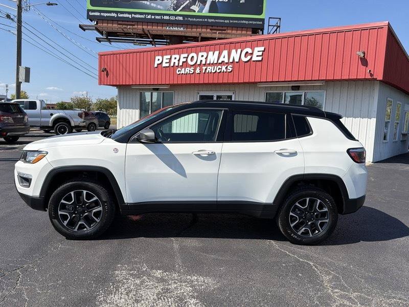 Used 2019 Jeep Compass Trailhawk w/ Cold Weather Group AWD/4WD image 13