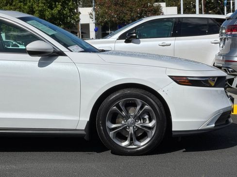 Used 2023 Honda Accord EX image 34