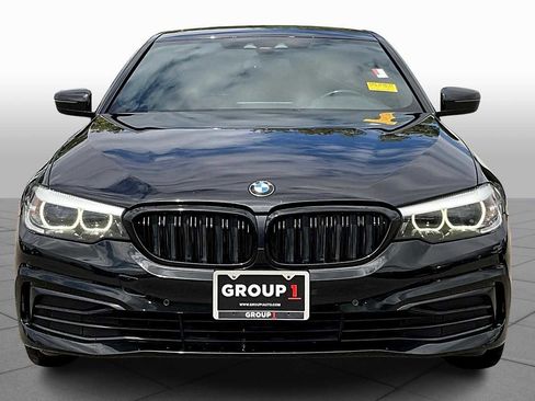 Used 2019 BMW 530i w/ Convenience Package image 3
