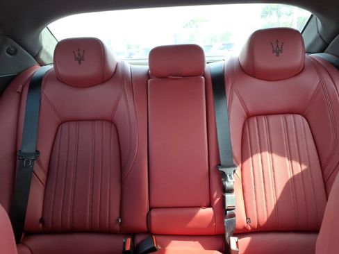 Used 2022 Maserati Ghibli Modena RWD image 25