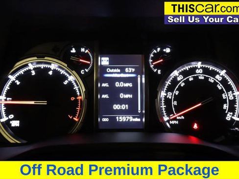 Used 2024 Toyota 4Runner TRD Off-Road Premium w/ Moonroof Package AWD/4WD image 17