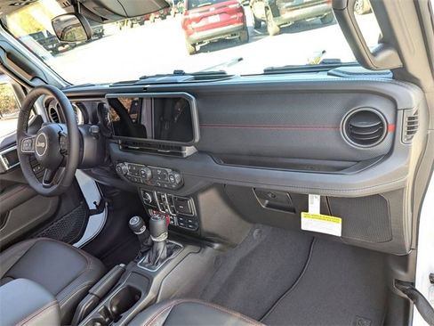 New 2026 Jeep Wrangler Unlimited Rubicon w/ Safety Group image 38