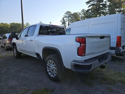 Used 2024 Chevrolet Silverado 2500 LTZ w/ LTZ Plus Package AWD/4WD image 10