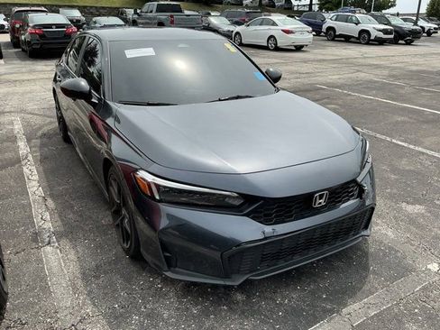 Used 2025 Honda Civic Sport image 3