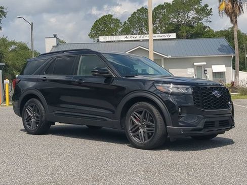 New 2026 Ford Explorer ST RWD image 2