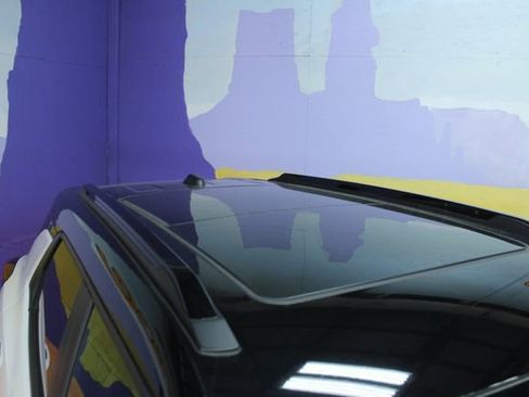 Used 2025 Chevrolet TrailBlazer RS w/ Convenience Package image 5