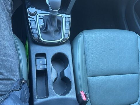 Used 2024 Kia Seltos SX w/ SX Sunroof Package image 23