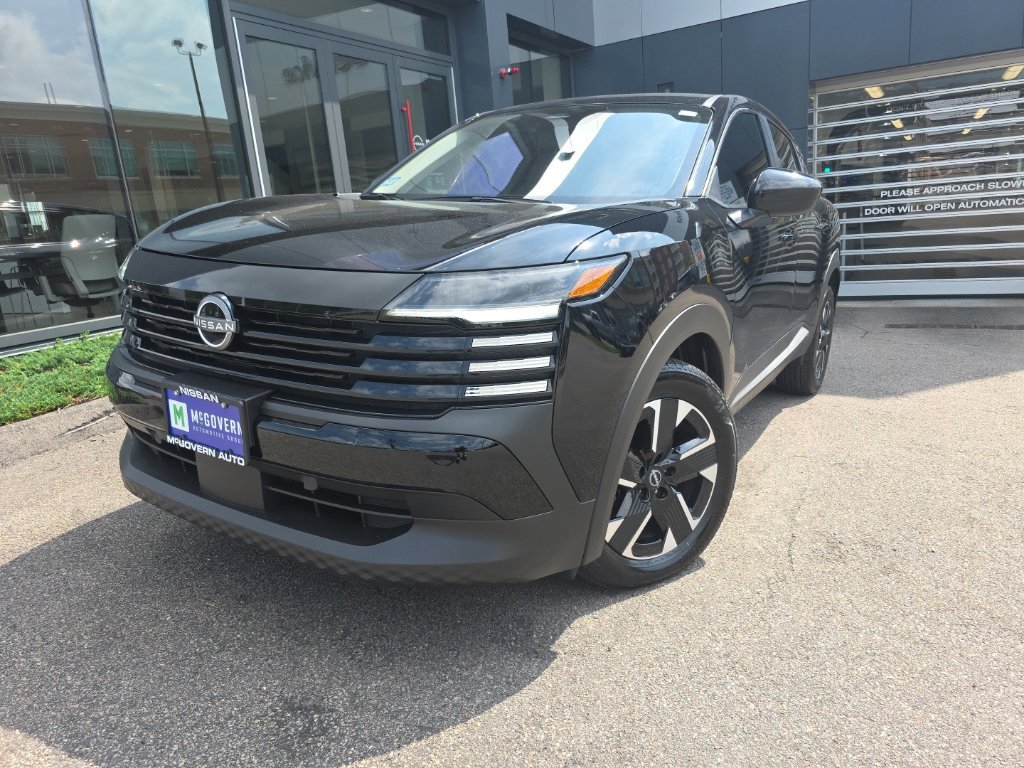 Certified 2025 Nissan Kicks SV AWD/4WD image 2