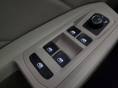 Used 2022 Volkswagen Atlas SE w/ Panoramic Sunroof Package image 27