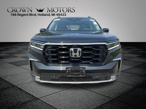 Used 2024 Honda Pilot Elite image 9