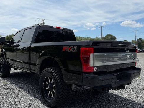 Used 2018 Ford F250 Platinum w/ Platinum Ultimate Package AWD/4WD image 5