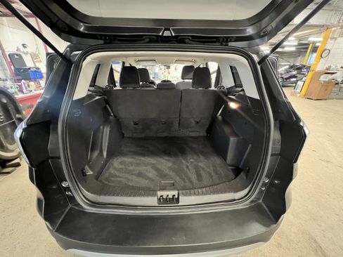 Used 2017 Ford Escape SE AWD/4WD image 17