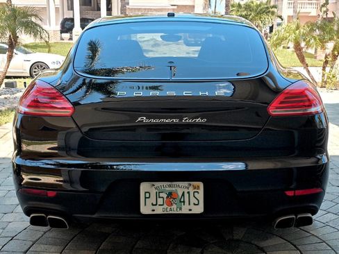 Used 2014 Porsche Panamera image 41