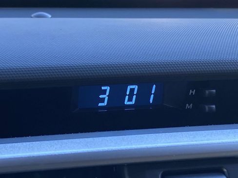 Used 2022 Toyota 4Runner Limited image 41