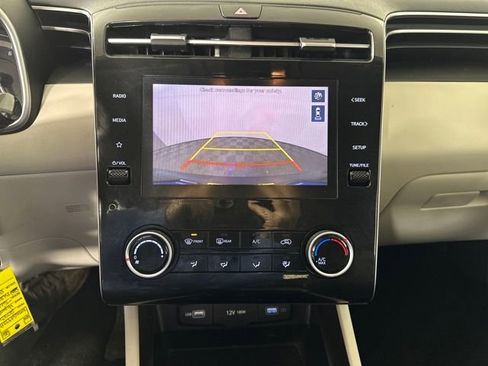 Certified 2023 Hyundai Tucson SE image 30