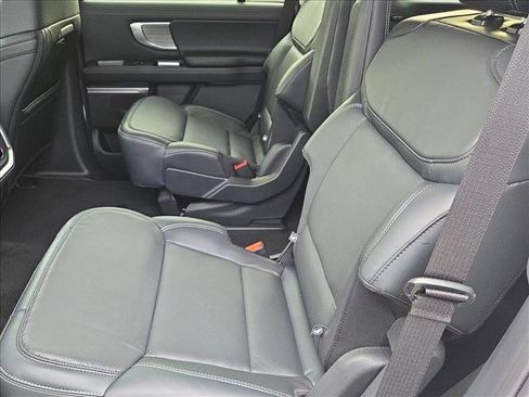 New 2027 Ford Expedition Platinum RWD image 16