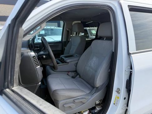 Used 2018 Chevrolet Silverado 2500 W/T w/ WT Convenience Package AWD/4WD image 18