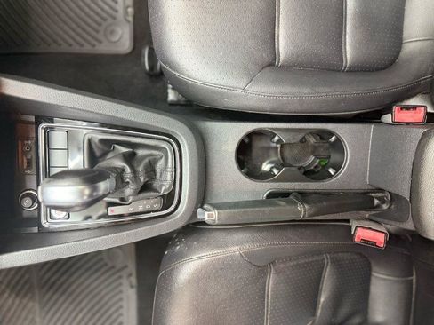 Used 2017 Volkswagen Jetta SEL image 19