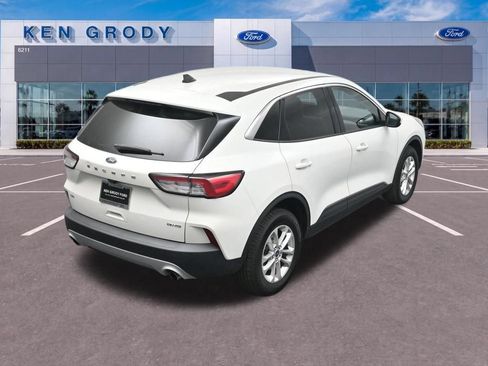 Used 2021 Ford Escape SE AWD/4WD image 14