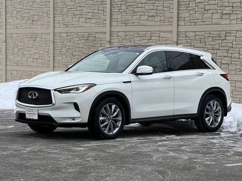 Used 2022 INFINITI QX50 Luxe w/ Cargo Package image 4