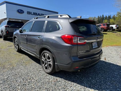 Used 2023 Subaru Ascent Touring AWD/4WD image 2
