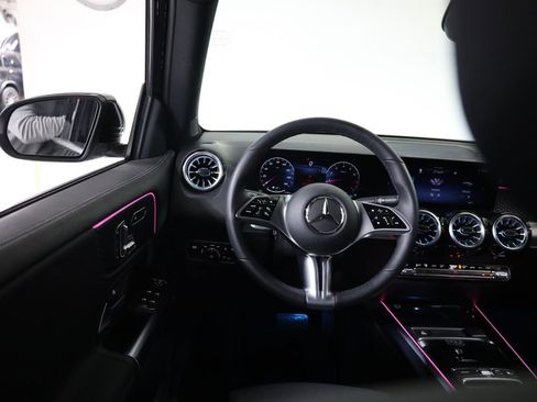 Certified 2025 Mercedes-Benz GLB 250 GLB 250 image 25