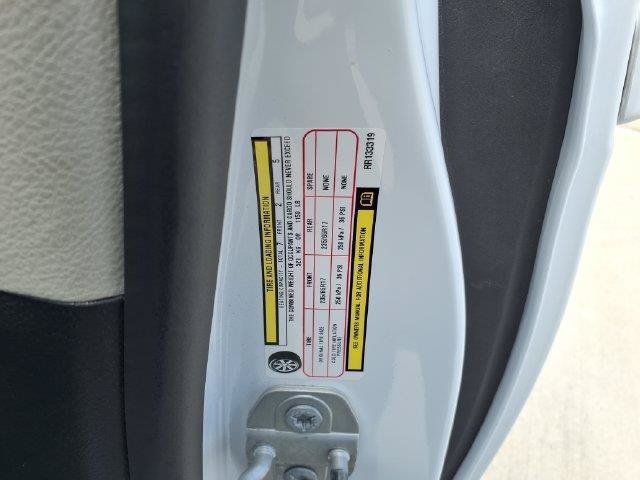Used 2024 Chrysler Pacifica Touring-L FWD image 39
