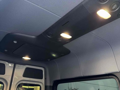 Used 2024 Mercedes-Benz Sprinter 2500 image 16