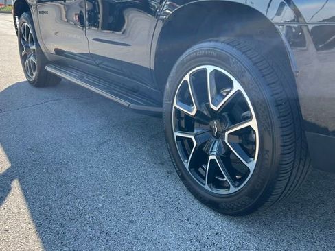 Used 2021 Chevrolet Tahoe RST w/ Rear Media and Nav Package image 9