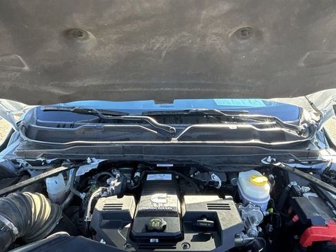 Used 2024 RAM 2500 Big Horn image 28