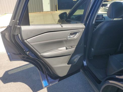 Certified 2025 Nissan Rogue SV w/ SV Premium Package FWD image 18