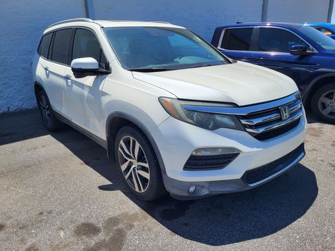 Used 2016 Honda Pilot Touring image 3