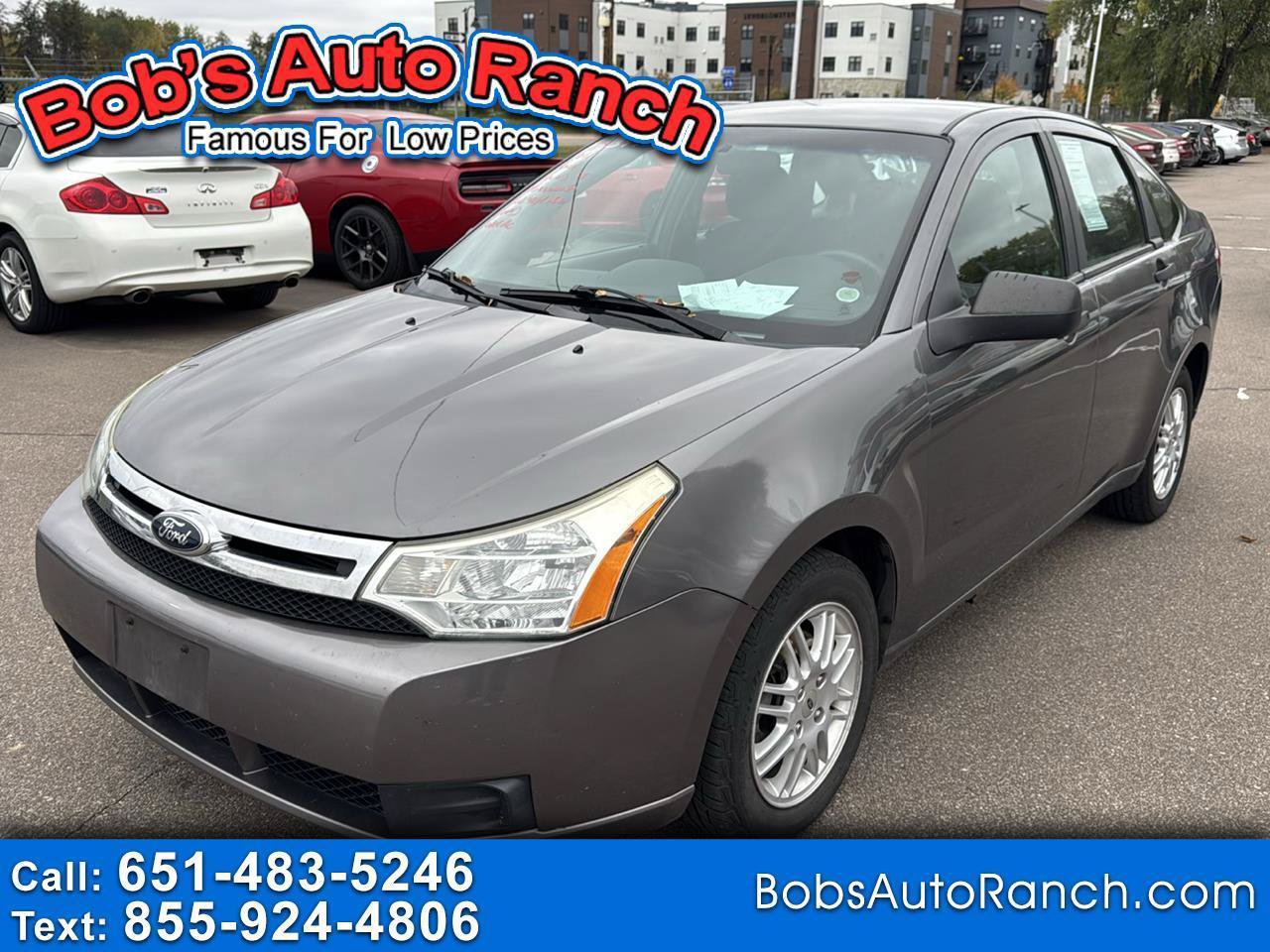 Used 2011 Ford Focus SE FWD image 1