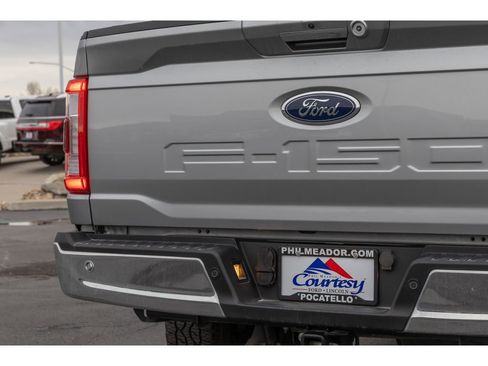 Used 2023 Ford F150 Lariat w/ Trailer Tow Package image 30
