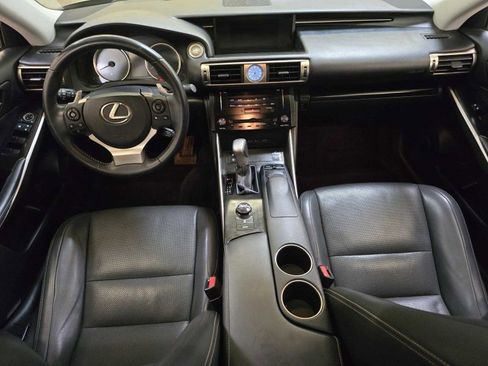 Used 2014 Lexus IS 250 AWD w/ Navigation Package image 4