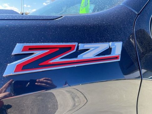 Used 2020 Chevrolet Silverado 1500 Custom Trail Boss w/ Custom Convenience Package image 11