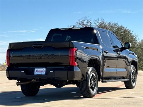 Used 2025 Toyota Tundra SR image 8