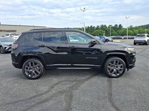 Certified 2024 Jeep Compass Limited w/ High Altitude Package AWD/4WD image 9