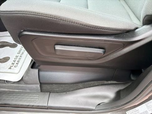 Used 2023 RAM 1500 Big Horn AWD/4WD image 16