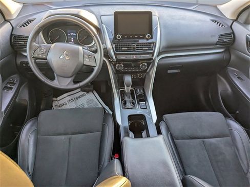 Used 2022 Mitsubishi Eclipse Cross SE image 15