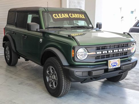 Used 2025 Ford Bronco Big Bend AWD/4WD image 3