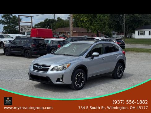 Used 2017 Subaru Crosstrek 2.0i Premium w/ Moonroof Package AWD/4WD image 1