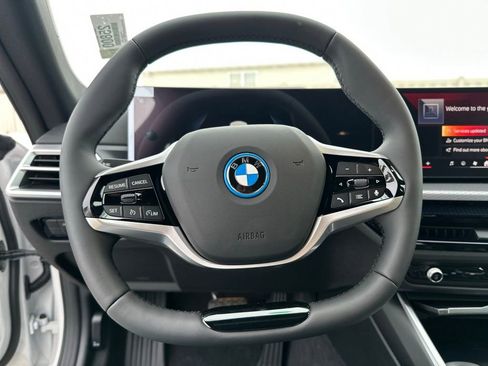 New 2025 BMW i4 xDrive40i w/ Premium Package image 30