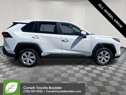Used 2025 Toyota RAV4 LE AWD/4WD image 9
