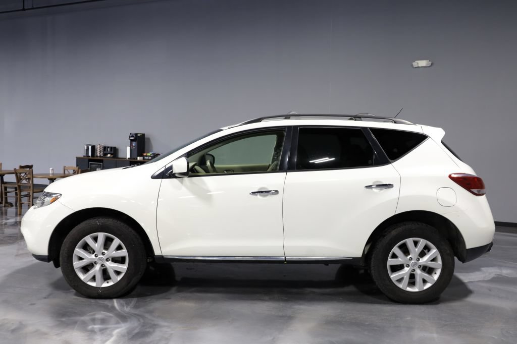 Used 2014 Nissan Murano SV AWD/4WD image 4