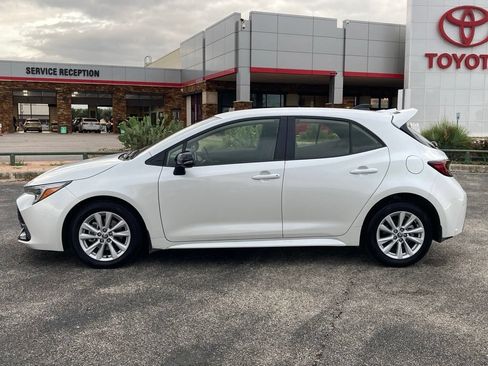 Certified 2026 Toyota Corolla SE FWD image 8
