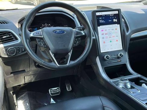 Certified 2024 Ford Edge ST-Line AWD/4WD image 14