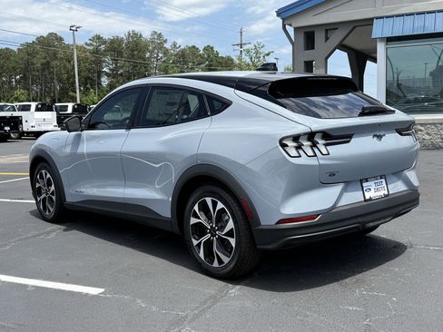 New 2025 Ford Mustang Mach-E Select w/ Interior Protection Package image 24