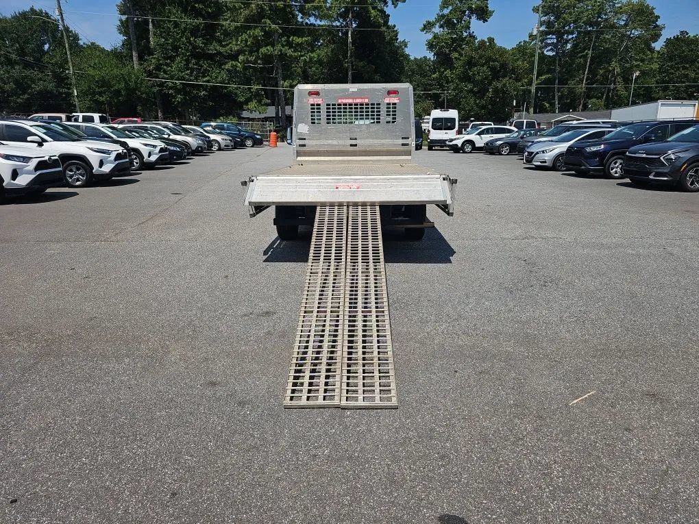 Used 2018 Ford Transit 250 138 RWD image 19